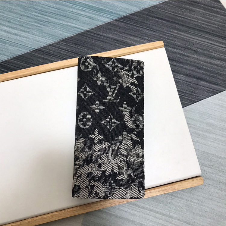 【ルイヴィトン LOUIS VUITTON】M80026 Pochette Voyage 財布 ファスナ付き 長財布 メンズ レディース